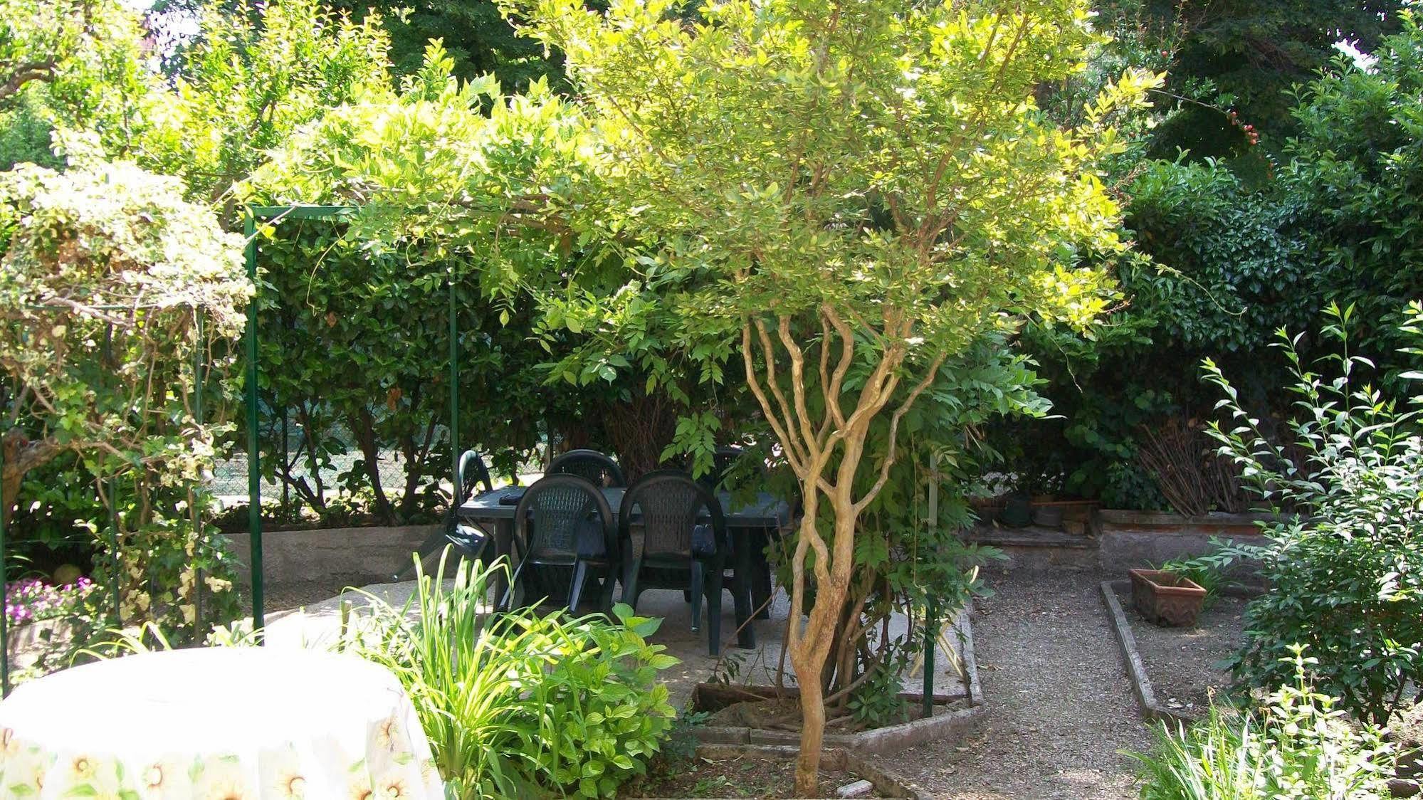 Il Giardino Nel Parco R&B Otel Bolonya Dış mekan fotoğraf